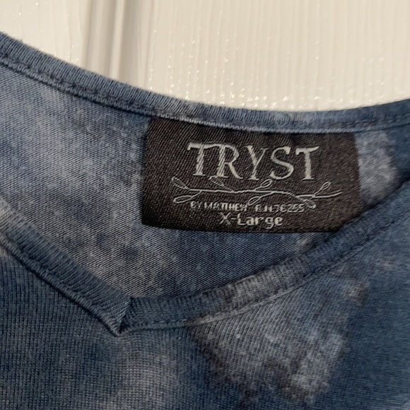 High low tie dyed shirt ... - Picture 2 of 2